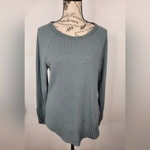 Chaser Thermal Top Sz Medium Waffle Knit  Button Cuffs Green